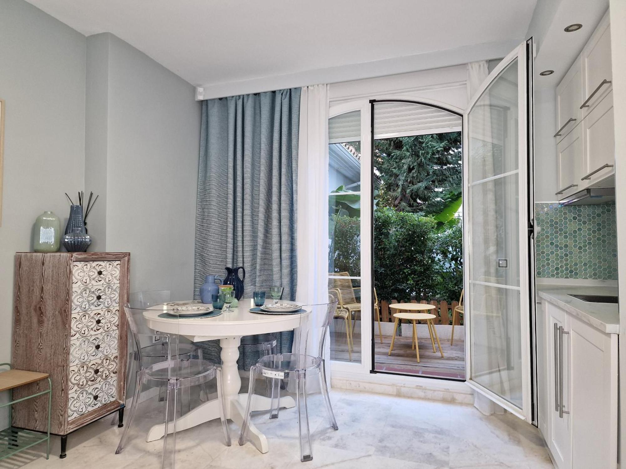 Sun & Palms - Cozy Flat In Quiet Neighbourhood With A Great Pool Area Málaga Exterior foto