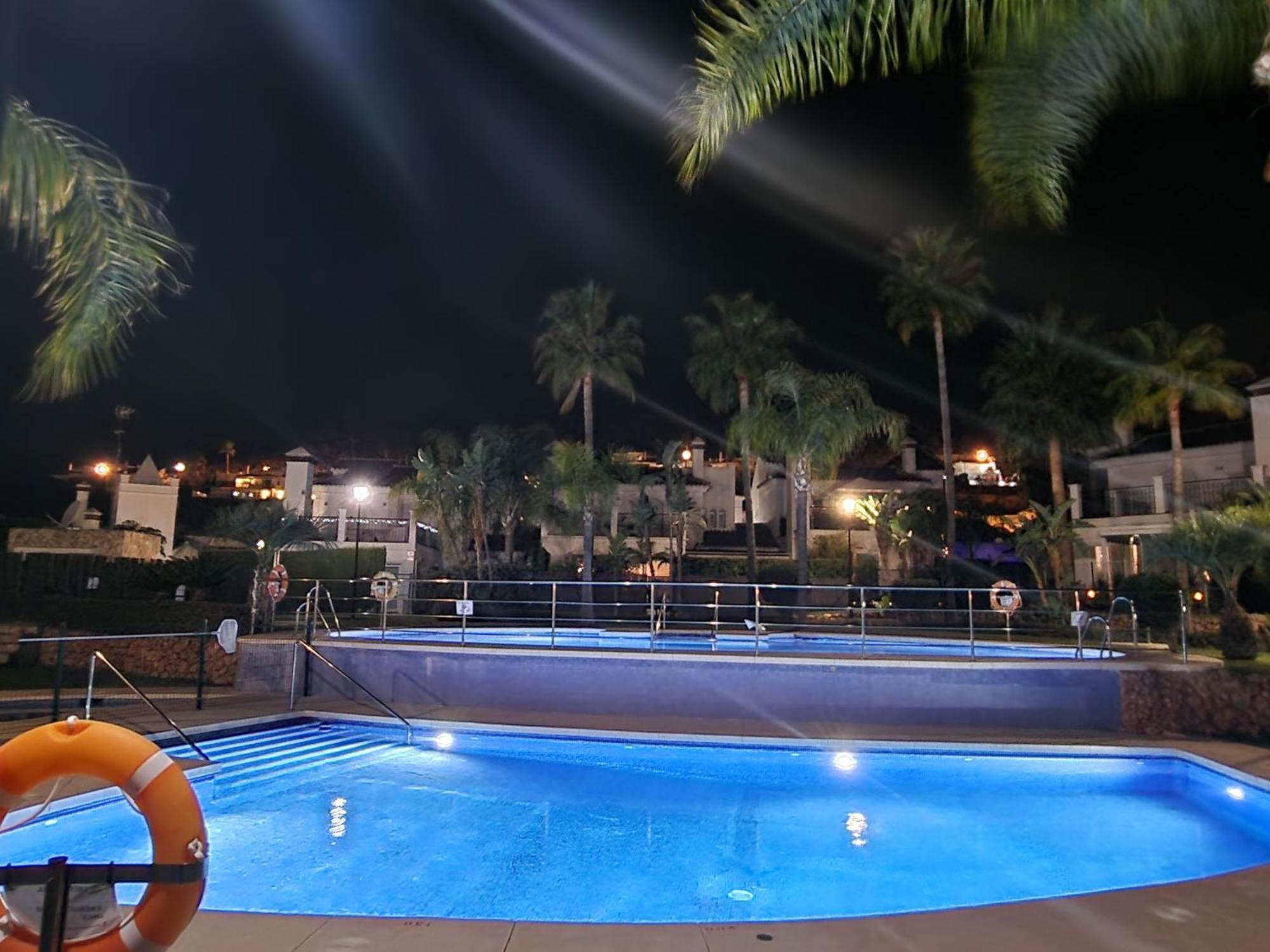 Sun & Palms - Cozy Flat In Quiet Neighbourhood With A Great Pool Area Málaga Exterior foto